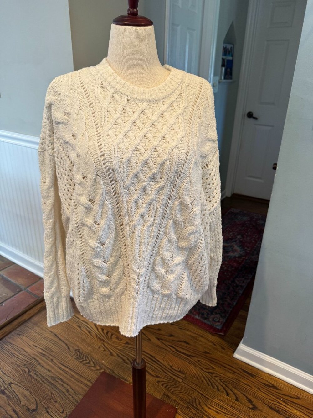 Abercrombie & Fitch Textural Stitch Cable Crewneck Sweater - ivory